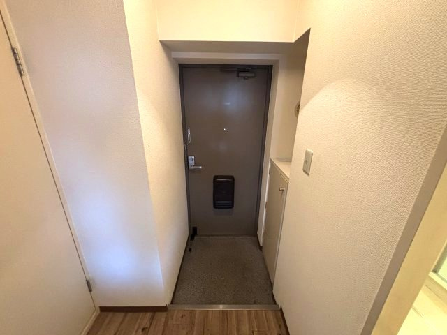 プラントパイン御影の玄関