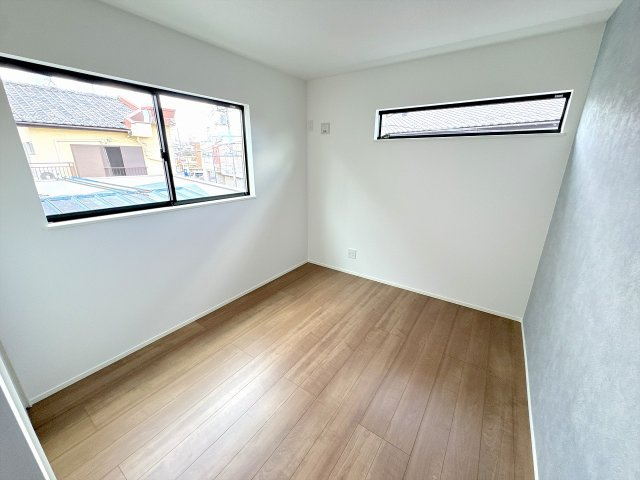 【洋室】 | ふじみ野市福岡中央2丁目　新築一戸建住宅　全1棟　(ふじみ野店) | 2面採光5.8帖。