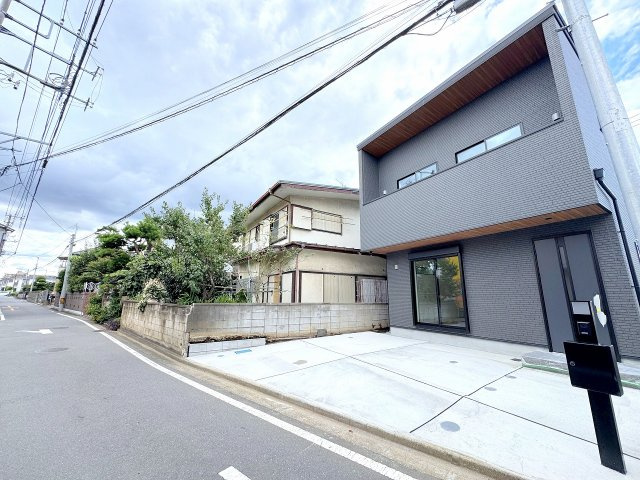 【外観】 | ふじみ野市福岡中央2丁目　新築一戸建住宅　全1棟　(ふじみ野店) | 前面道路