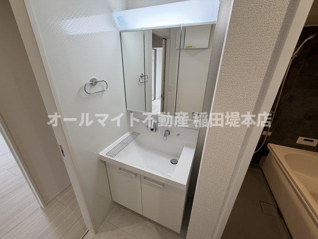 川崎市多摩区生田１丁目のアパートの洗面所