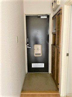 アスステージ赤津D棟の玄関|現在リフォーム中の為、同仕様物件の写真となります。