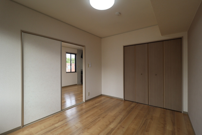 セジュール今村の洋室