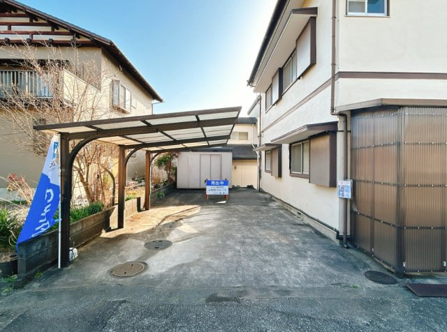 売中古戸建　富士市三ツ沢の駐車場