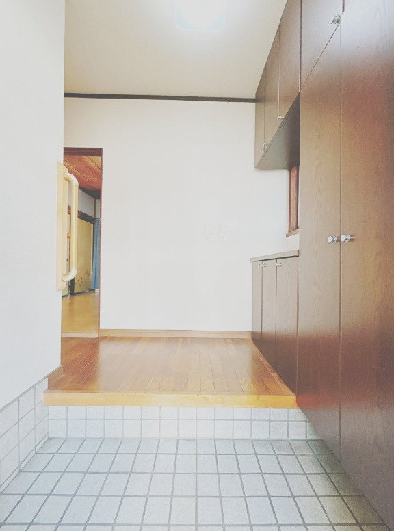 売中古戸建　富士市三ツ沢の玄関