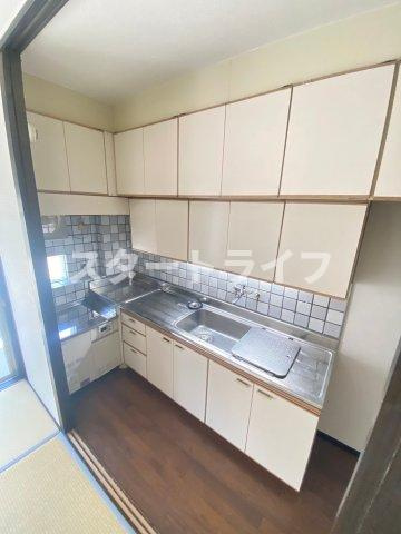 大阪市淀川区東三国６丁目の賃貸マンションのキッチン