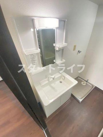 大阪市淀川区東三国６丁目の賃貸マンションの洗面所