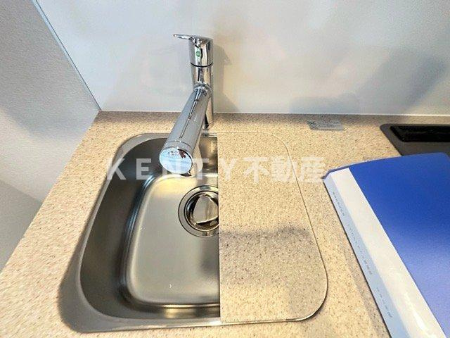 【キッチン】 | プラウドフラット西蒲田 | コンパクトなキッチンで掃除もラクラク
