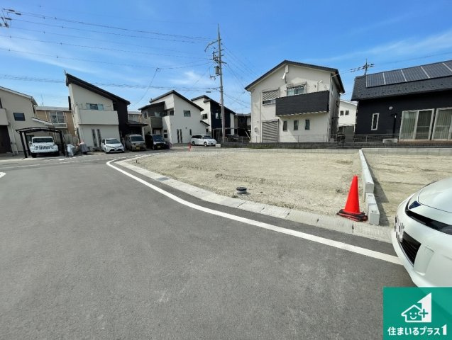 大津市雄琴　第2期　新築一戸建ての前面道路含む現地写真|周辺は落ち着いた街並みの住宅地！子育てがしやすい住環境です！まだ未完成ですが、現地でしかわからない事もございます。是非一度ご覧ください。