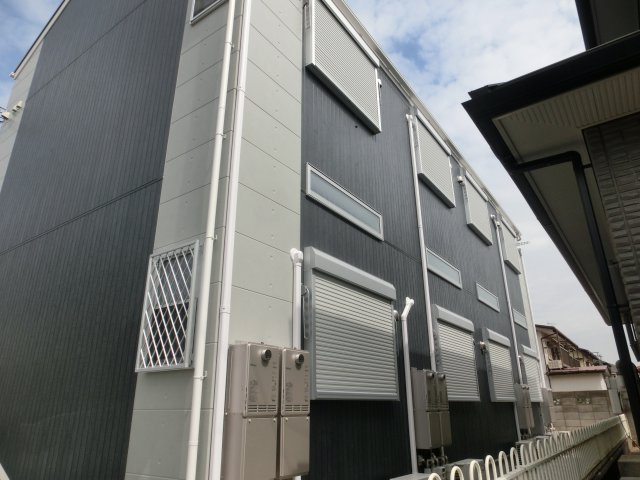 ルミオ霞ヶ関の外観|裏側