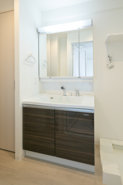 杉並区西荻北３丁目の賃貸マンションの洗面所