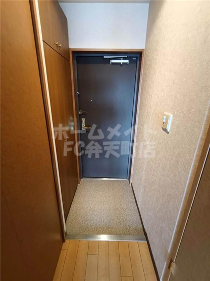 【玄関】 | シャトー弁天参番館 | シンプルで使いやすい玄関です