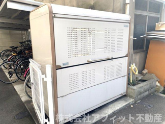 【その他共用部分】 | アロフト | 敷地内ゴミ置場