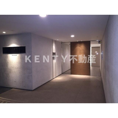 【ロビー】 | リバーレ蒲田仲六郷 | ゆとりのあるロビーです