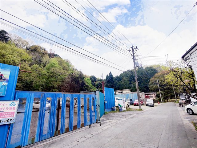 【前面道路含む現地写真】の画像