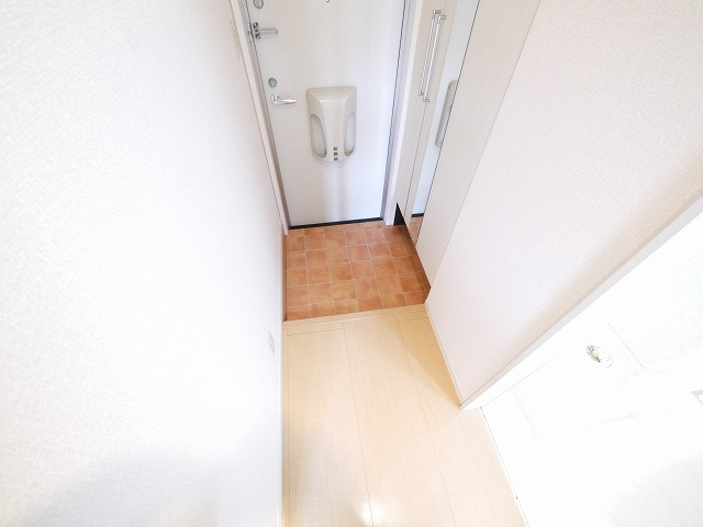 カーサ　セレスの玄関|洗濯物はもちろん、お布団なんかもしっかり干せそうですね。