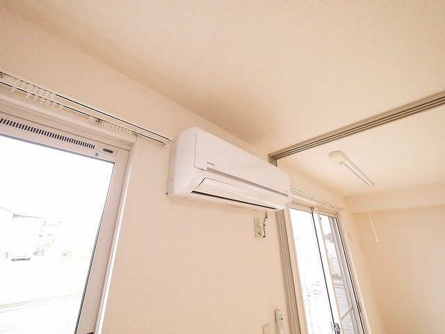 カーサ　セレスの設備|空気の入れ替えもしやすいお部屋ですね。