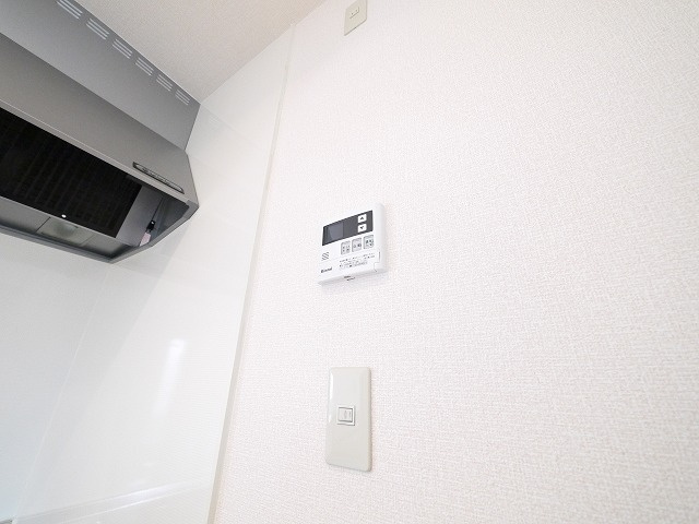 カーサ　セレスの設備|雨の日でも洗濯物が乾く、浴室乾燥機です。