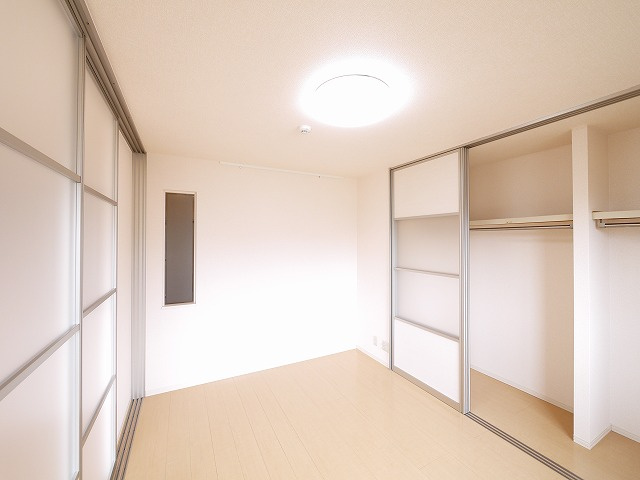 カーサ　セレスの洋室|一日の疲れを癒してください。