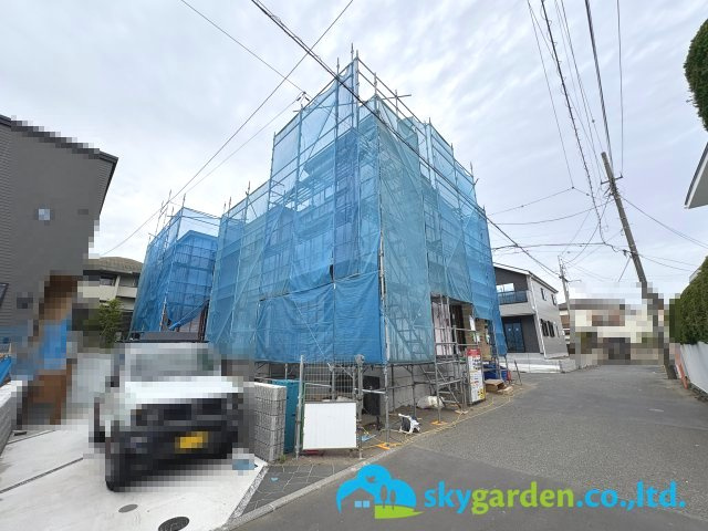 藤沢市辻堂太平台４期　新築戸建　全２棟２号棟の前面道路含む現地写真|令和8年4月22日撮影（工事中）