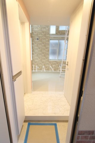   ユナイト保土ヶ谷ペレストロイカのエントランス