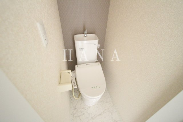 ユナイト小田グランベリーズのトイレ|同物件の参考写真です。
