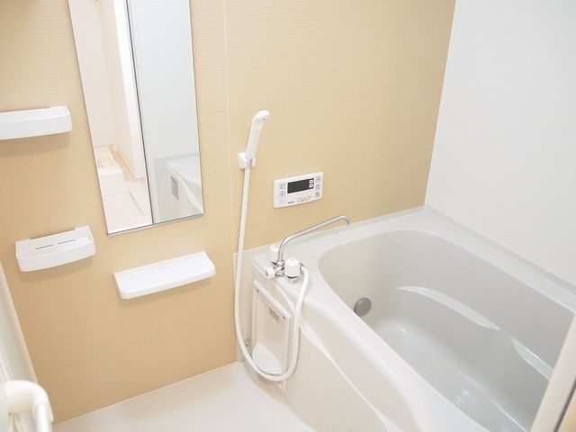 ＣＡＳＡ　１８の浴室|お風呂です
