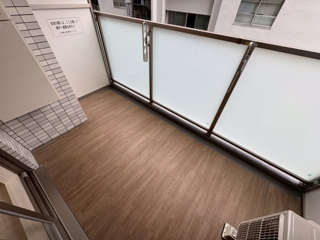 プレジオ難波のバルコニー