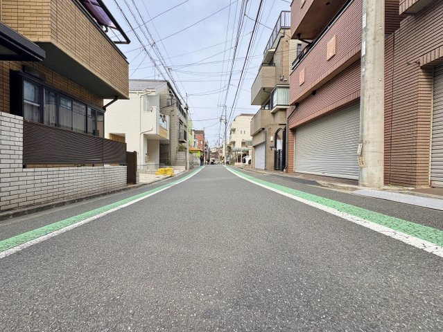 北区赤羽西4丁目の前面道路含む現地写真|南東側約5.4ｍ公道
穏やかで暮らしやすい閑静な住宅地です