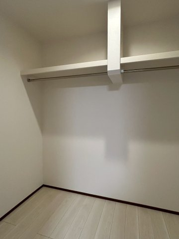 西垣生　新築戸建　４LDKの収納
