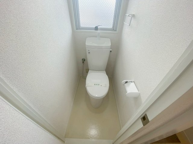 リバーサイド逆瀬川のトイレ