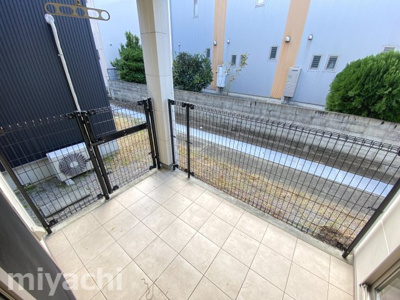 【バルコニー】 | エクセレント ガーデン エスト