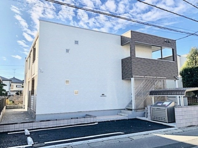 クレイノカーサ　カリーナ