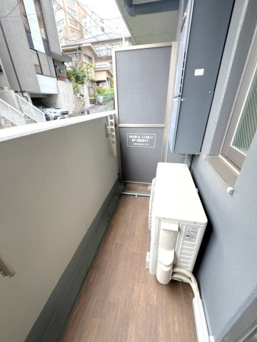 【バルコニー】