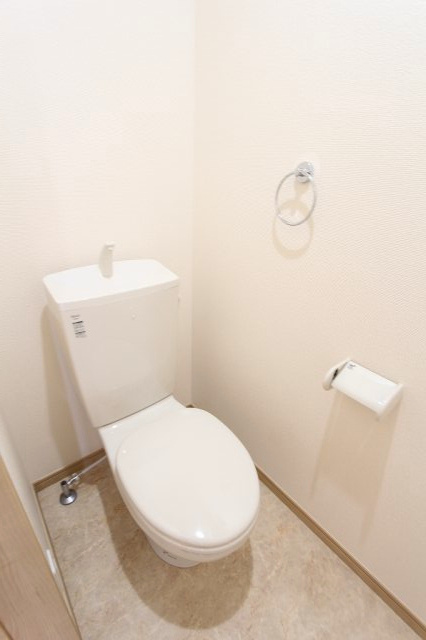 川村町３５０ＫＯＤＡＴＥＸⅠＢ棟のトイレ|シンプルで使いやすいトイレです
