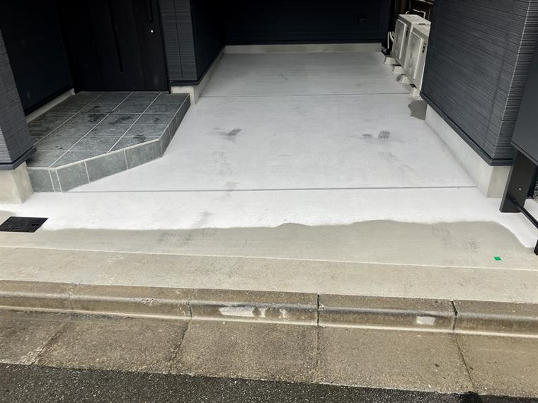 京島戸建の駐車場