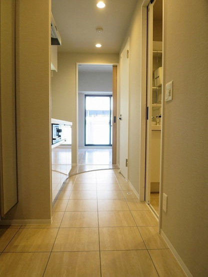 【玄関】UN ROOM