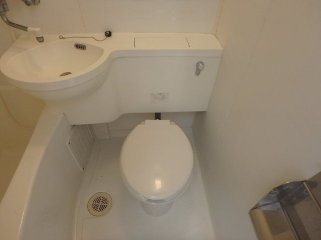 【トイレ】 | アイビーコートⅡ | ゆったりとした空間のトイレです