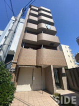 クイーンズコートの画像