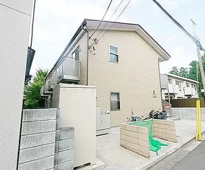 アンプルール クラージュ ゆうかりのエントランス