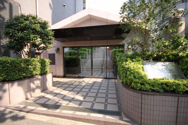 【エントランス】
