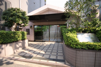 【エントランス】