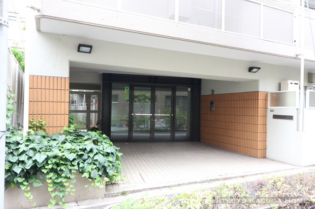 【エントランス】
