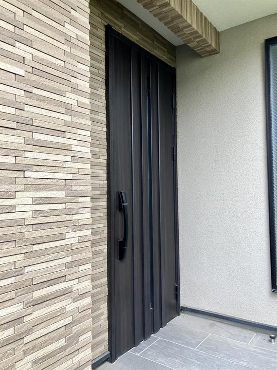 北烏山戸建のエントランス