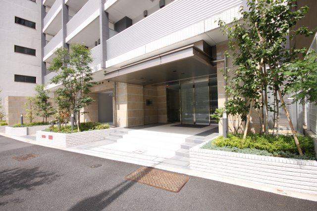 【エントランス】