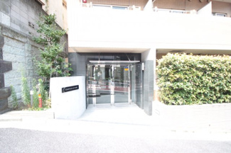 【エントランス】