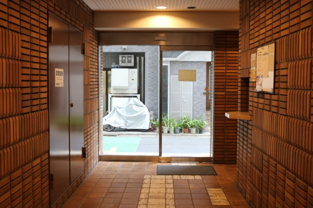 【エントランス】