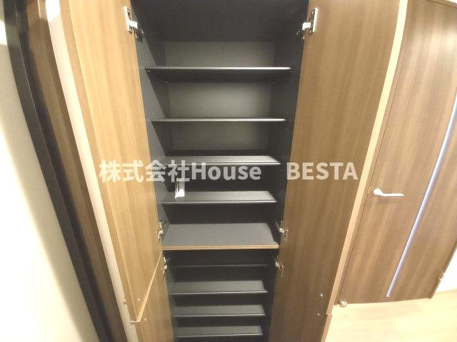 アークメゾン王子公園の収納