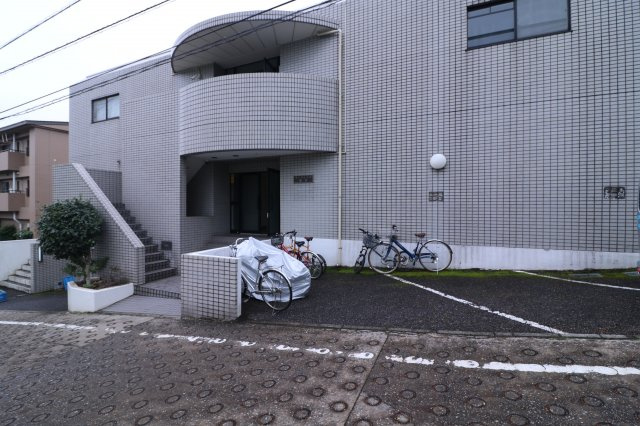 【エントランス】