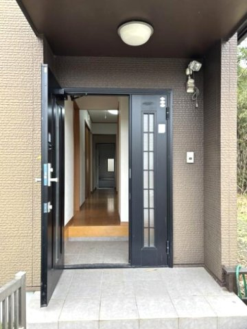 長生郡長生村一松乙　平屋中古戸建の玄関|平成19年4月築　3K平屋　カーポート1台　サーフスポットまで車約5分　ウッドデッキ付