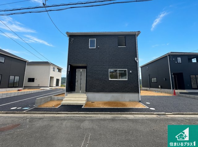●生駒郡平群町若葉台　第1期　新築一戸建ての外観|安心の10年保証！外観を美しく保ち、雨水で汚れを落とします！気になることがありましたら、お気軽にお問い合わせください！